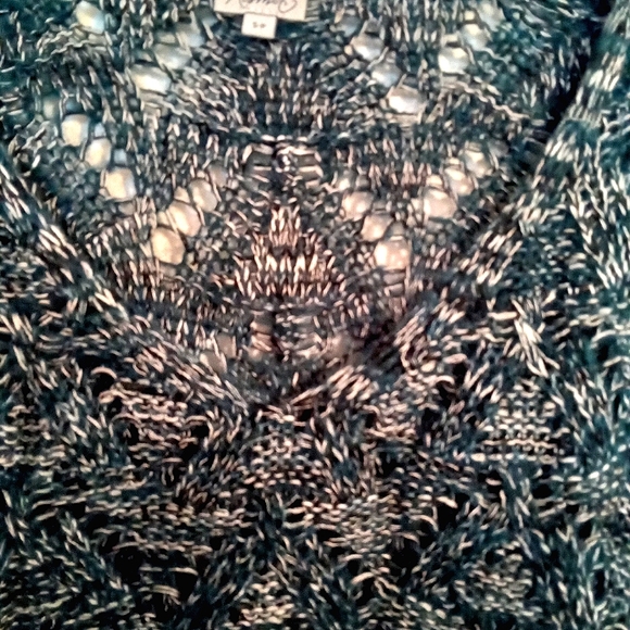 Open Knit Pointelle V Neckline Sweater - Picture 12 of 15